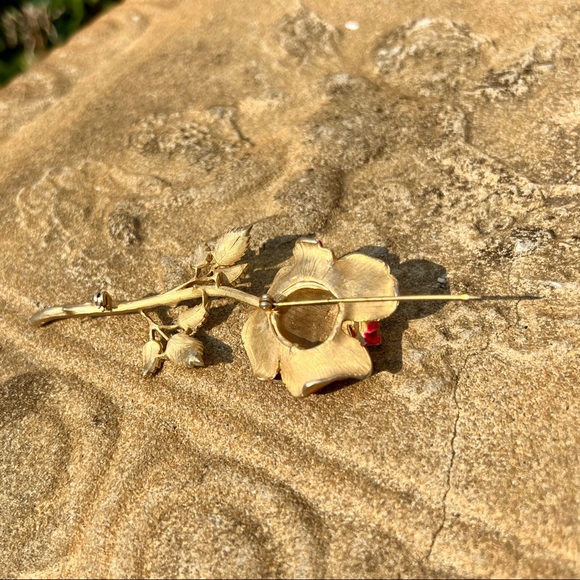 Vintage Red Rose Gold Pin brooch - Picture 12 of 13